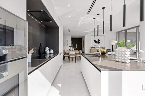 300 Biscayne Blvd Way 3407, Miami FL - photo 11 of 34