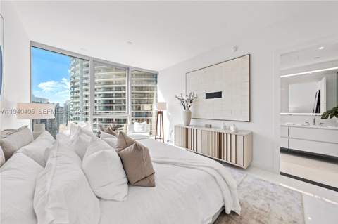 300 Biscayne Blvd Way 3407, Miami FL - photo 18 of 34