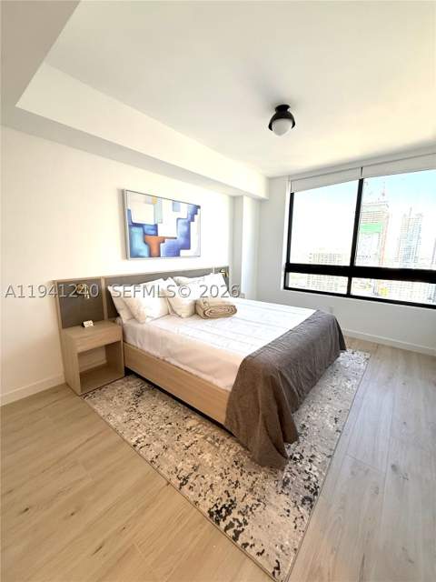 225 N Miami Ave 3505, Miami FL - photo 11 of 33