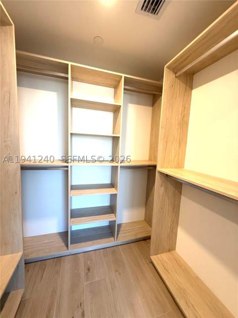 225 N Miami Ave 3505, Miami FL - photo 12 of 33