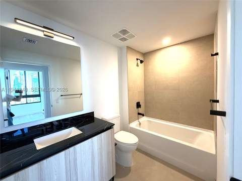 225 N Miami Ave 3505, Miami FL - photo 13 of 33