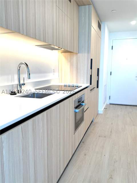 225 N Miami Ave 3505, Miami FL - photo 19 of 33