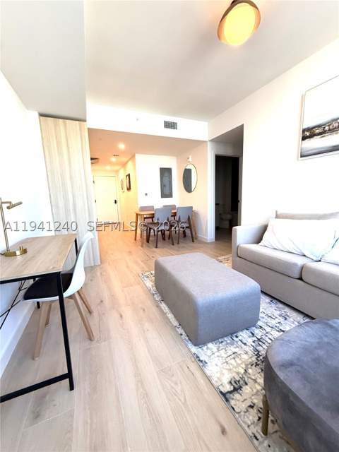 225 N Miami Ave 3505, Miami FL - photo 22 of 33