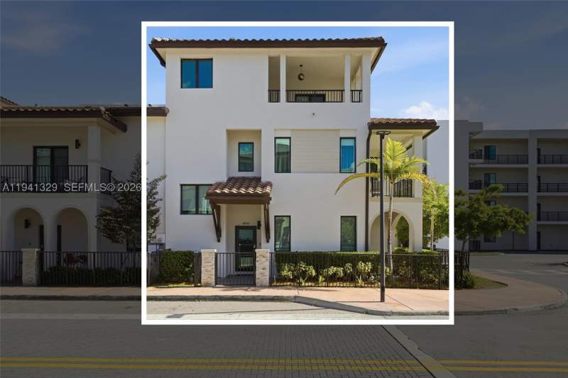3 bedroom Townhouse at 4250 NW 83rd Ave, Downtown Doral South Phas, Doral — photo 5