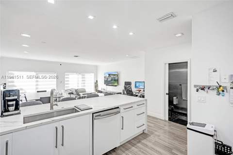 21150 Jib Ct J12, Aventura FL - photo 10 of 55
