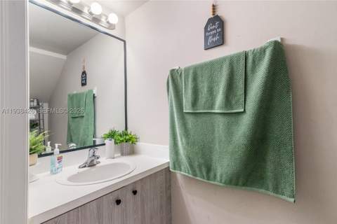 1420 NE 33rd Ave 105-15, Homestead FL - photo 16 of 28