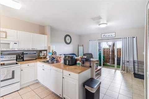 1420 NE 33rd Ave 105-15, Homestead FL - photo 6 of 28