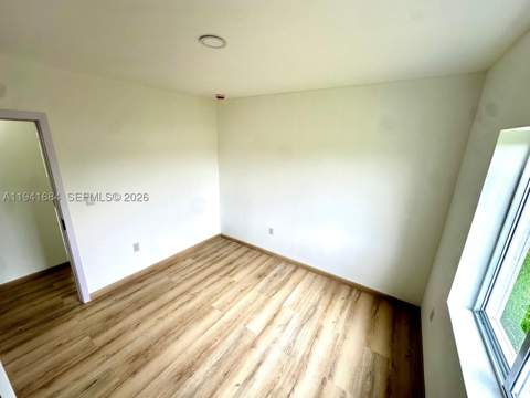 722 NW 6 Ct, Florida City FL - photo 13 of 64