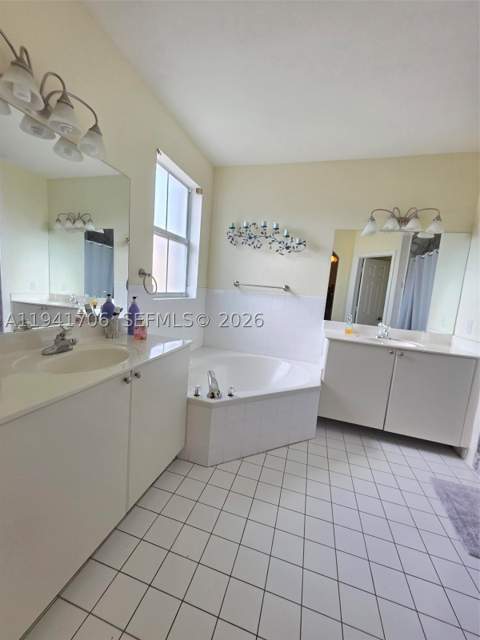 11702 SW 137th Pl, Miami FL - photo 20 of 32