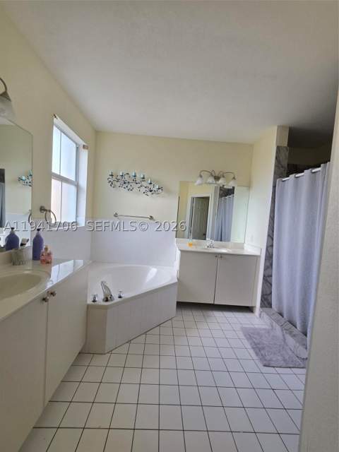 11702 SW 137th Pl, Miami FL - photo 21 of 32
