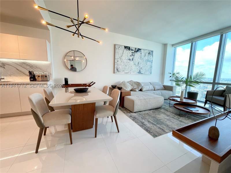 2 bedroom Condominium at 851 NE 1st Ave 3606, Paramount Worldcenter, Miami — photo 2