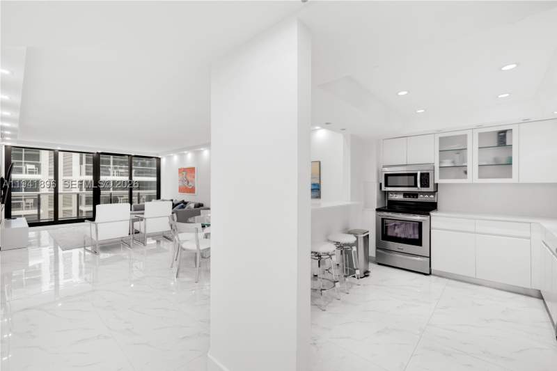 2 bedroom Condominium at 9455 Collins Ave 806, The Waves Condo, Surfside — photo 2