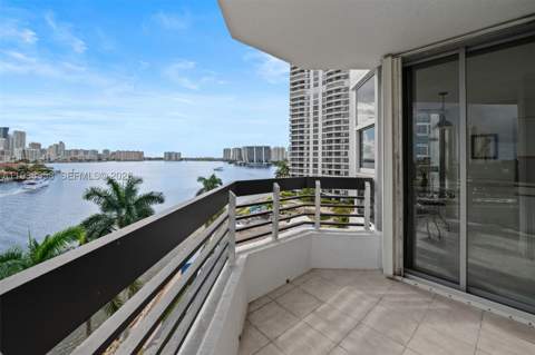 19195 NE 36th Ct 710, Aventura FL - photo 22 of 28