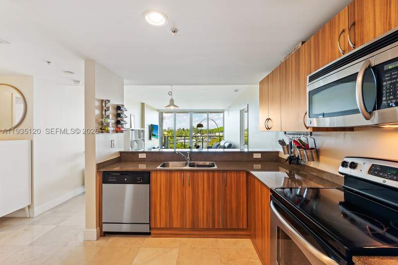 2 bedroom Condominium at 6305 Indian Creek Dr 4D, 63 Nobe Condo, Miami Beach — photo 5