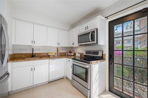 231 Majorca Ave C, Coral Gables FL - photo 7 of 19