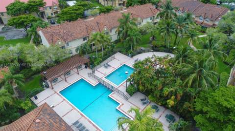 18328 NW 68th Ave P, Hialeah FL - photo 21 of 26