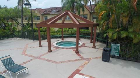 18328 NW 68th Ave P, Hialeah FL - photo 24 of 26