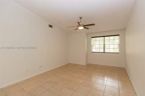 18328 NW 68th Ave P, Hialeah FL - photo 8 of 26