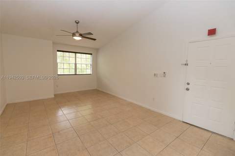 18328 NW 68th Ave P, Hialeah FL - photo 9 of 26