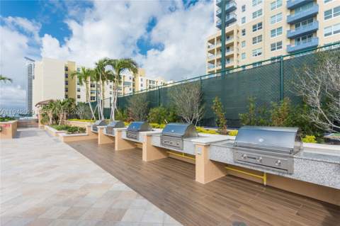 90 Alton Rd 807, Miami Beach FL - photo 12 of 33