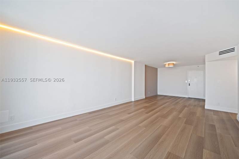 2 bedroom Condominium at 18151 NE 31st Ct 1714, The Clipper At Bisc Cove, Aventura — photo 4