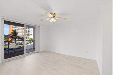 1351 NE Miami Gardens Dr 301E, Miami FL - photo 19 of 29