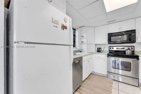 11840 NE 19th Dr 9, North Miami FL - photo 12 of 34