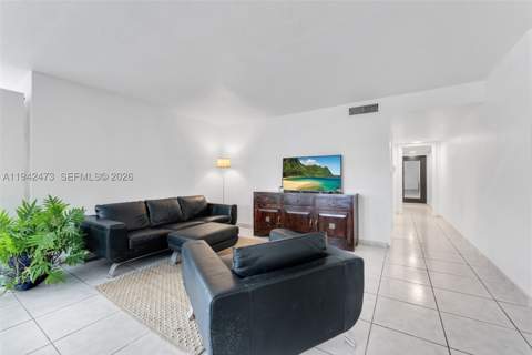 11840 NE 19th Dr 9, North Miami FL - photo 9 of 34