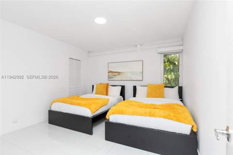 18555 SW 83rd Pl, Cutler Bay FL - photo 24 of 42