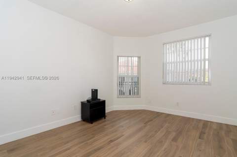 3215 NE 184th St 14301, Aventura FL - photo 16 of 44