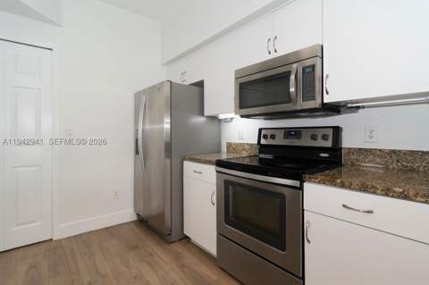 3215 NE 184th St 14301, Aventura FL - photo 9 of 44
