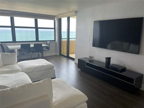 2555 Collins Ave 1409, Miami Beach FL - photo 12 of 49