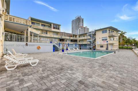 6484 Indian Creek Dr 220, Miami Beach FL - photo 22 of 22