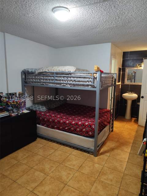 19781 SW 114th Ave 142, Miami FL - photo 11 of 17