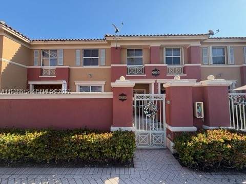 2 bedroom Condominium at 6015 NW 116th Pl 465, The Gates At Doral Isles, Doral — photo 3