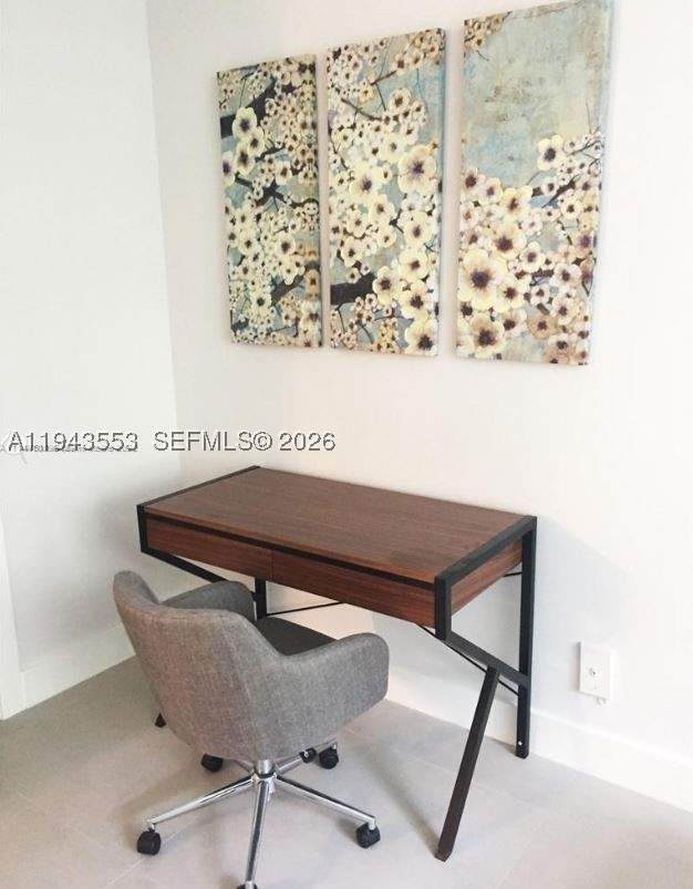 1 bedroom Condominium at 100 Lincoln Rd 426, The Decoplage Condo, Miami Beach — photo 3