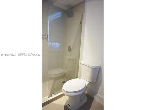 100 Lincoln Rd 420, Miami Beach FL - photo 19 of 36