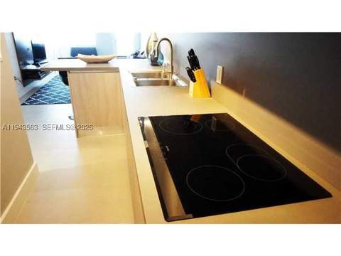 100 Lincoln Rd 420, Miami Beach FL - photo 8 of 36