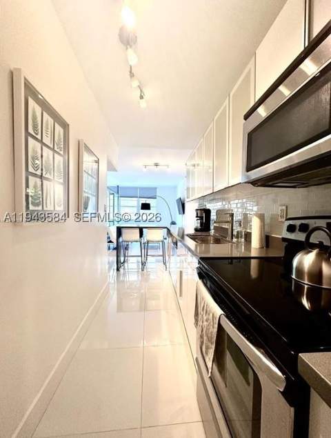 100 Lincoln Rd 526, Miami Beach FL - photo 14 of 30