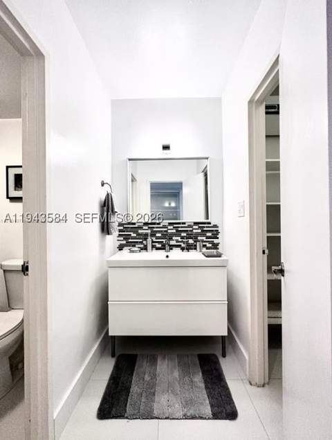 100 Lincoln Rd 526, Miami Beach FL - photo 6 of 30