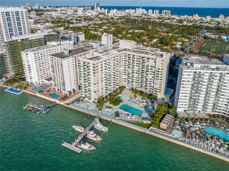 1 bedroom Condominium at 1200 West Ave 422, Mirador 1200 Condo, Miami Beach — photo 2