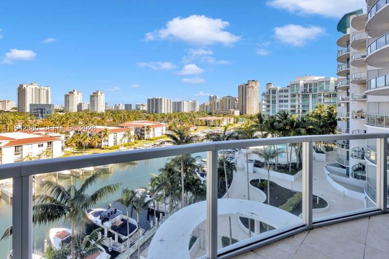 2 bedroom Condominium at 3029 NE 188 St 711, Uptown Marina Lofts, Aventura — photo 2