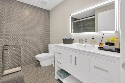 3029 NE 188 St 711, Aventura FL - photo 24 of 44