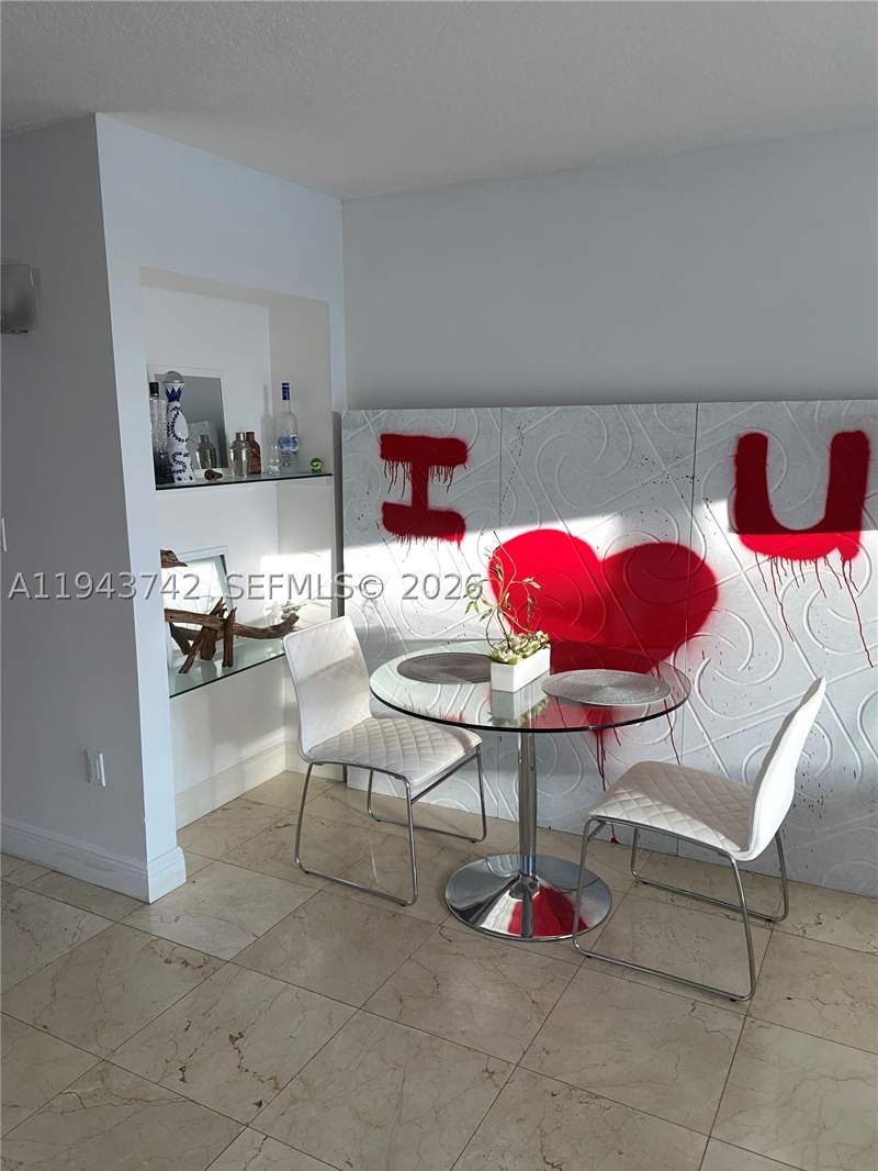 1 bedroom Condominium at 6917 Collins Ave 426, The Collins Condo, Miami Beach — photo 5