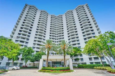 3300 NE 192nd St 202, Aventura FL - photo 18 of 22