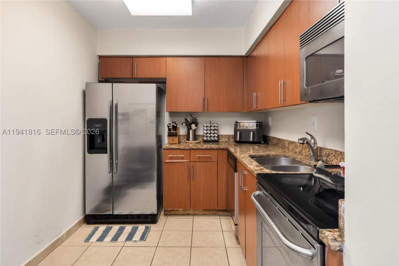 2 bedroom Condominium at 3300 NE 192nd St 202, Parc Central Aventura Eas, Aventura — photo 4