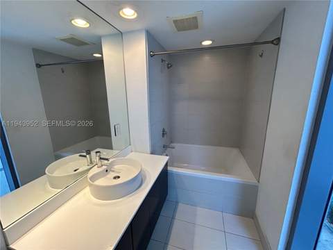 31 SE 6th St 407, Miami FL - photo 13 of 21