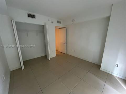 31 SE 6th St 407, Miami FL - photo 16 of 21
