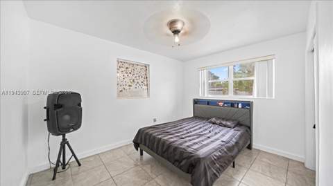 18502 NW 23rd Ct, Miami Gardens FL - photo 13 of 38