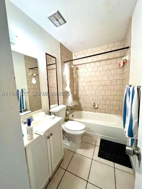 885 NE 213th Ter 2, Miami FL - photo 11 of 16